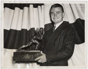 Kinnick played402 out of a possible 420 minutes during his Heisman Trophy winning season.