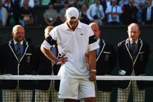 Roddick fell just short of staging a classic upset at Wimbledon, but no one who watched the match and his dignity afterwards would consider him to be a loser.