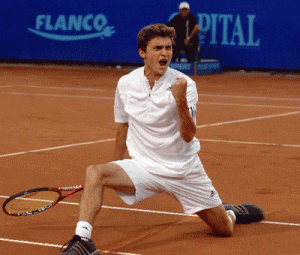 Gilles Simon who played in 2005-2006 returns to action at the BMW in 2010.