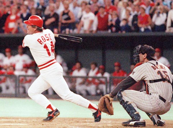 25 Years Ago: Pete Rose Becomes Baseball's Hit King